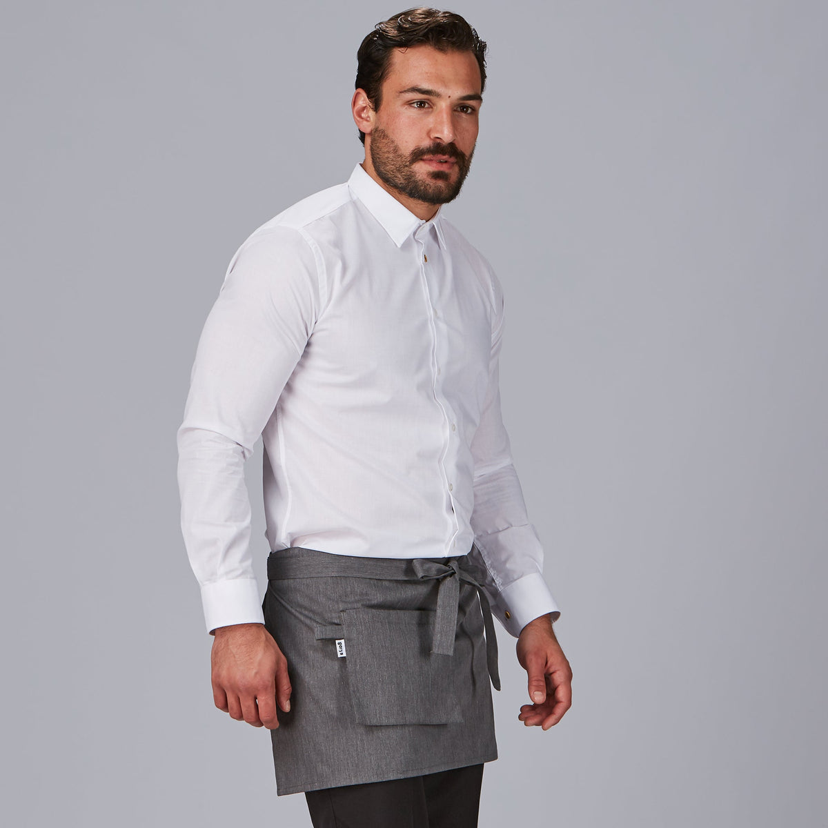 DELANTAL CORTO BOLSILLO CARTERA SARGA RECICLADA 35X67 CM