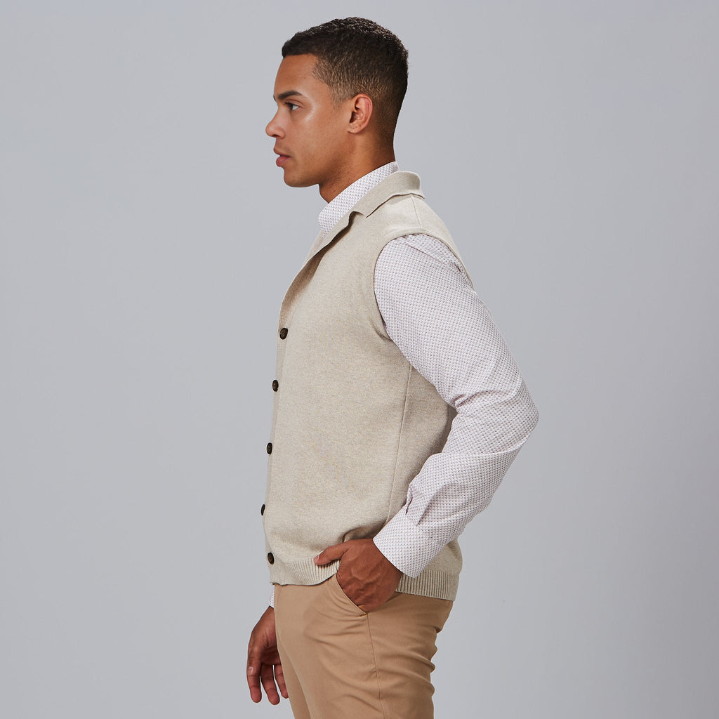 CHALECO CUELLO SOLAPA ABOTONADO HOMBRE