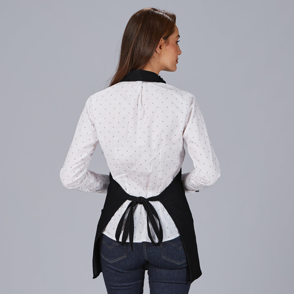 DELANTAL BISTRO ESCOTE PICO BOLSILLO CENTRO 80X65 CM