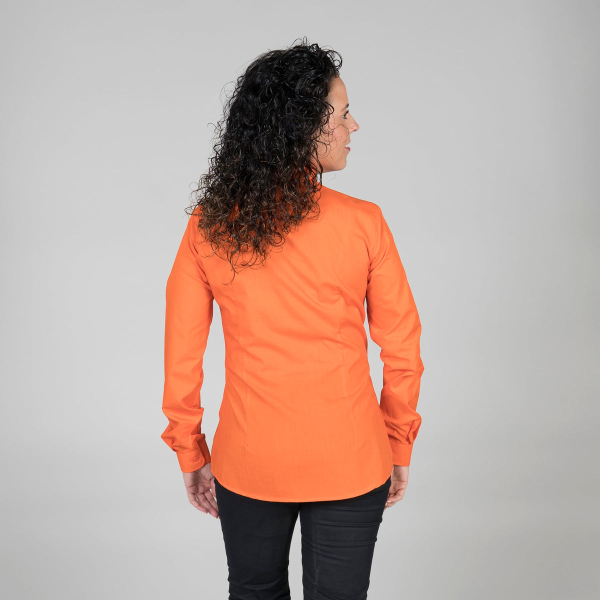 BLUSA MUJER BOTON OCULTO M/L