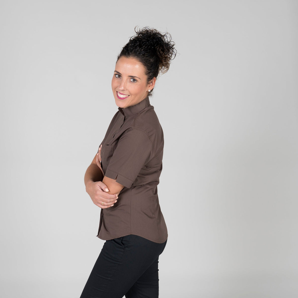 BLUSA MUJER C/MAO M/CORTA