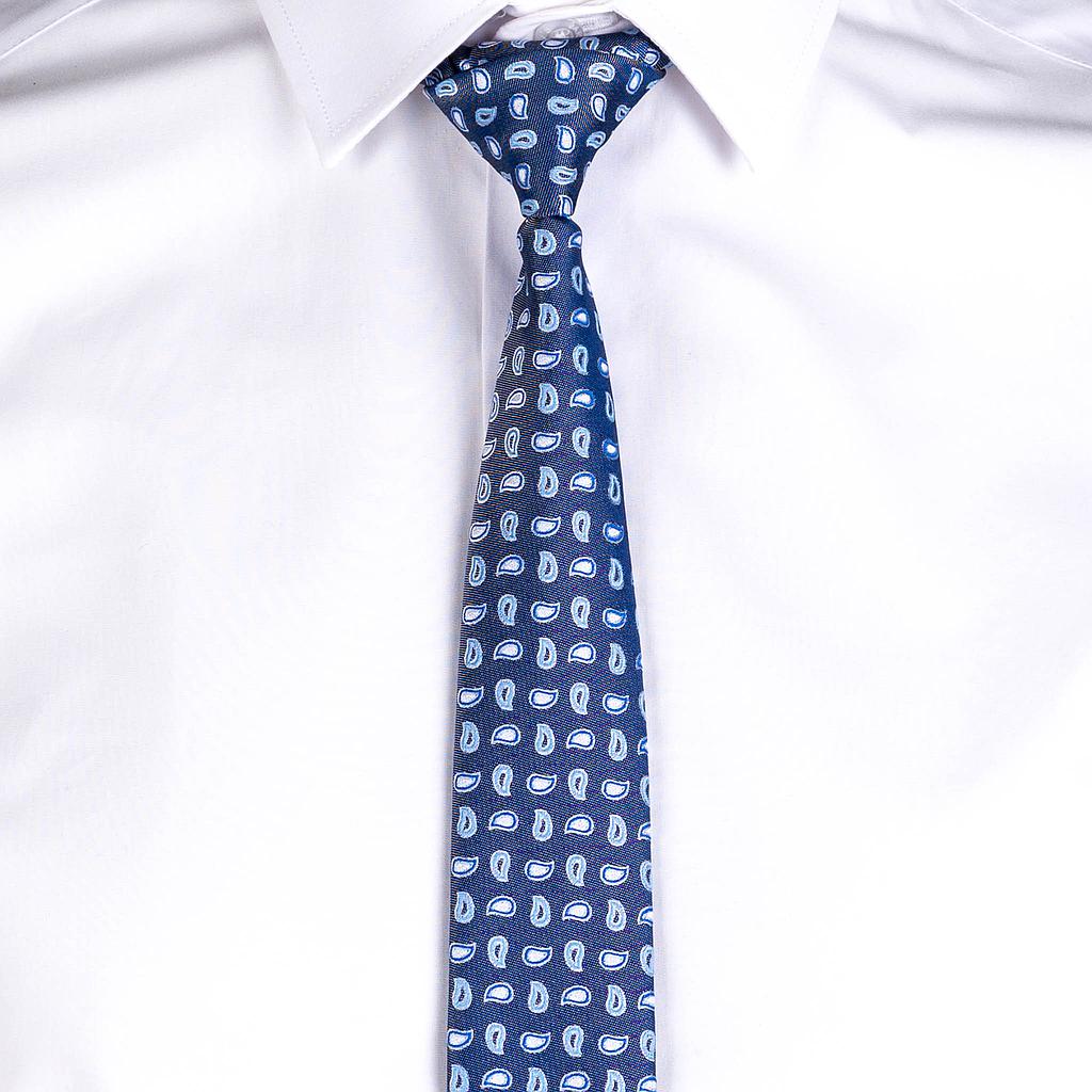 CORBATA CON NUDO DE PALA ESTRECHA JACQUARD