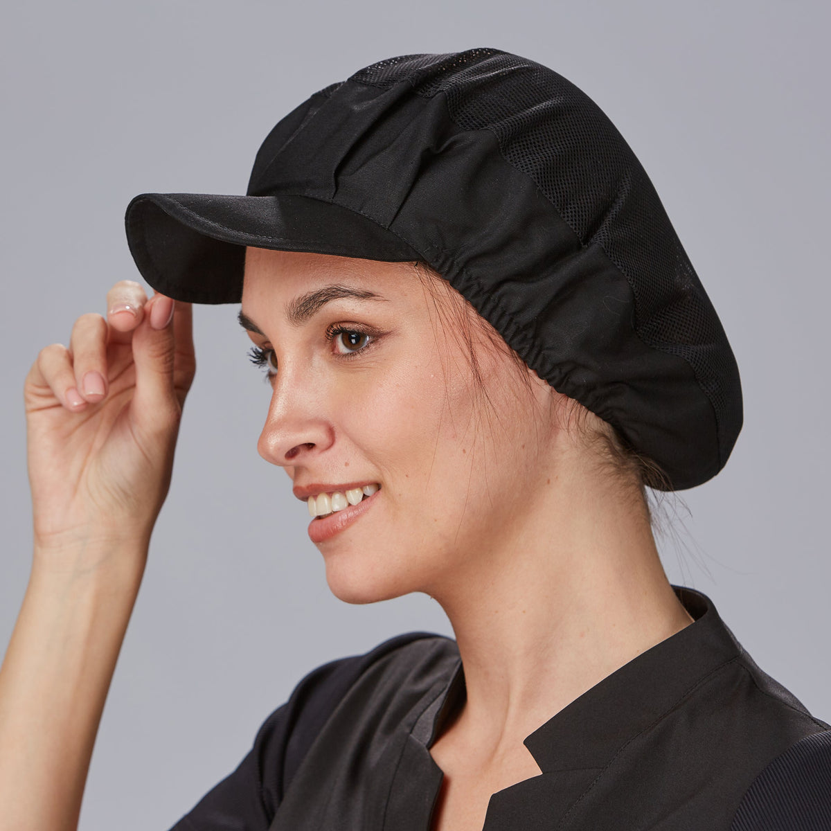 GORRA UNISEX REJILLA Y VISERA RIGIDA (PAQ. 10 UNID)