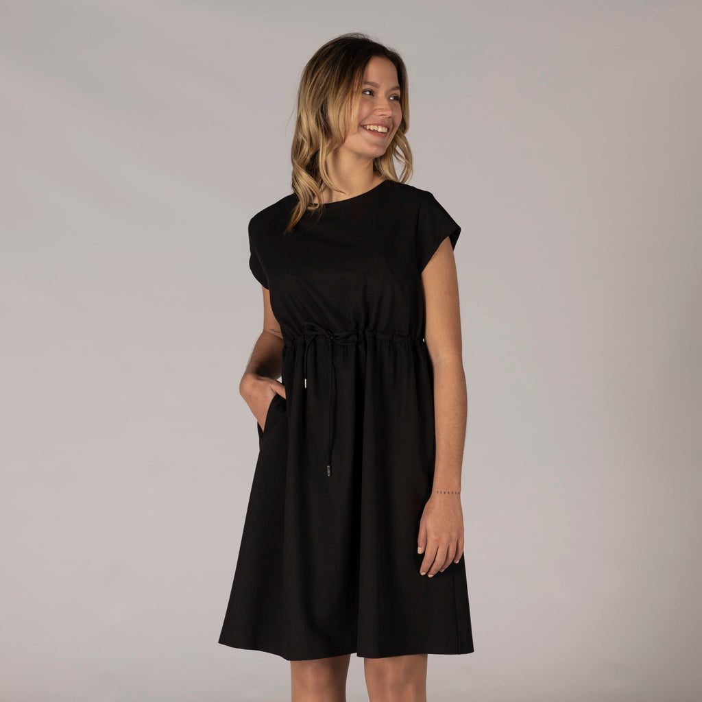 VESTIDO CON CORDON TRIVIAL