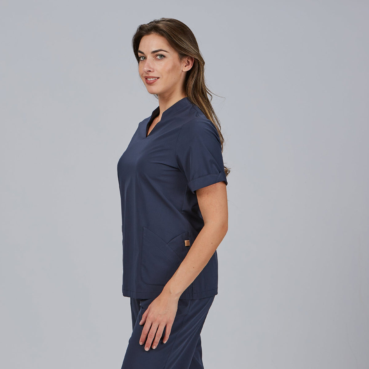 BLUSA MUJER CERRADA BOLSILLOS M/C MAY