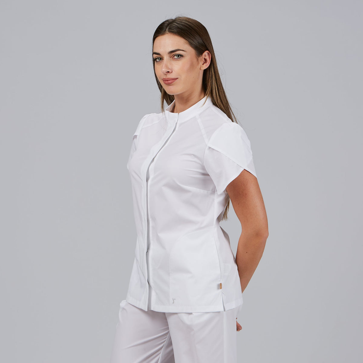 BLUSA MUJER BOTON OCULTO M/C LINA