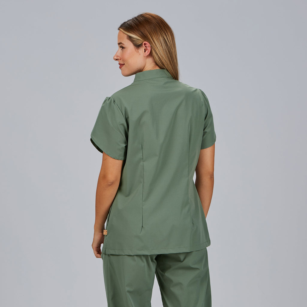 BLUSA MUJER BOTON OCULTO M/C LINA