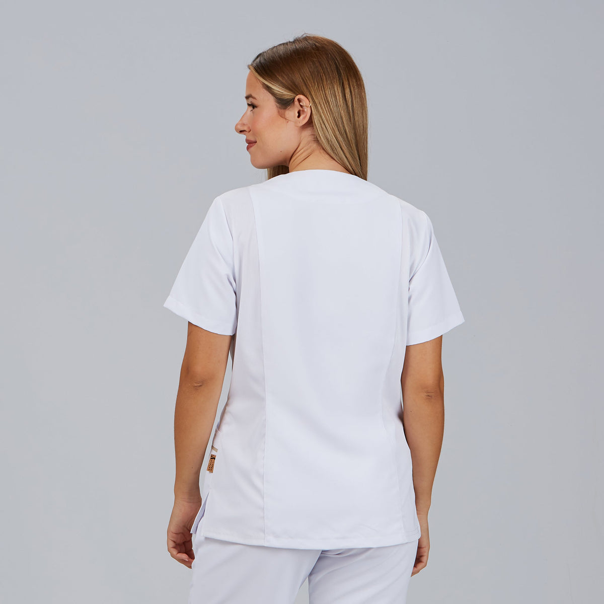 BLUSA MUJER BOTON PRESION M/C AINA