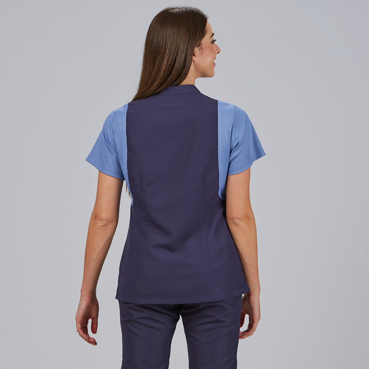 BLUSA MUJER BOTON OCULTO M/C CARMINA