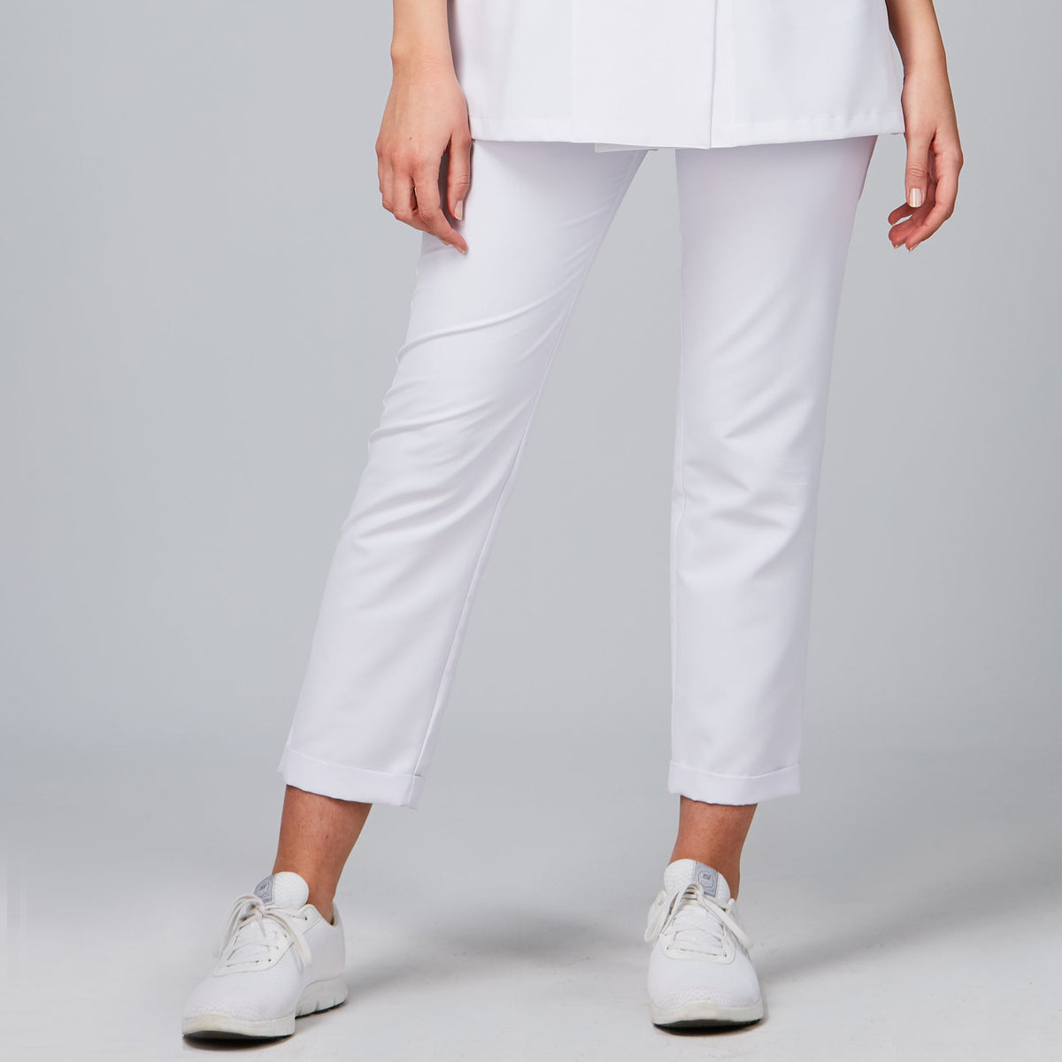 PANTALON MUJER TERMINALES BAJO VUELTO