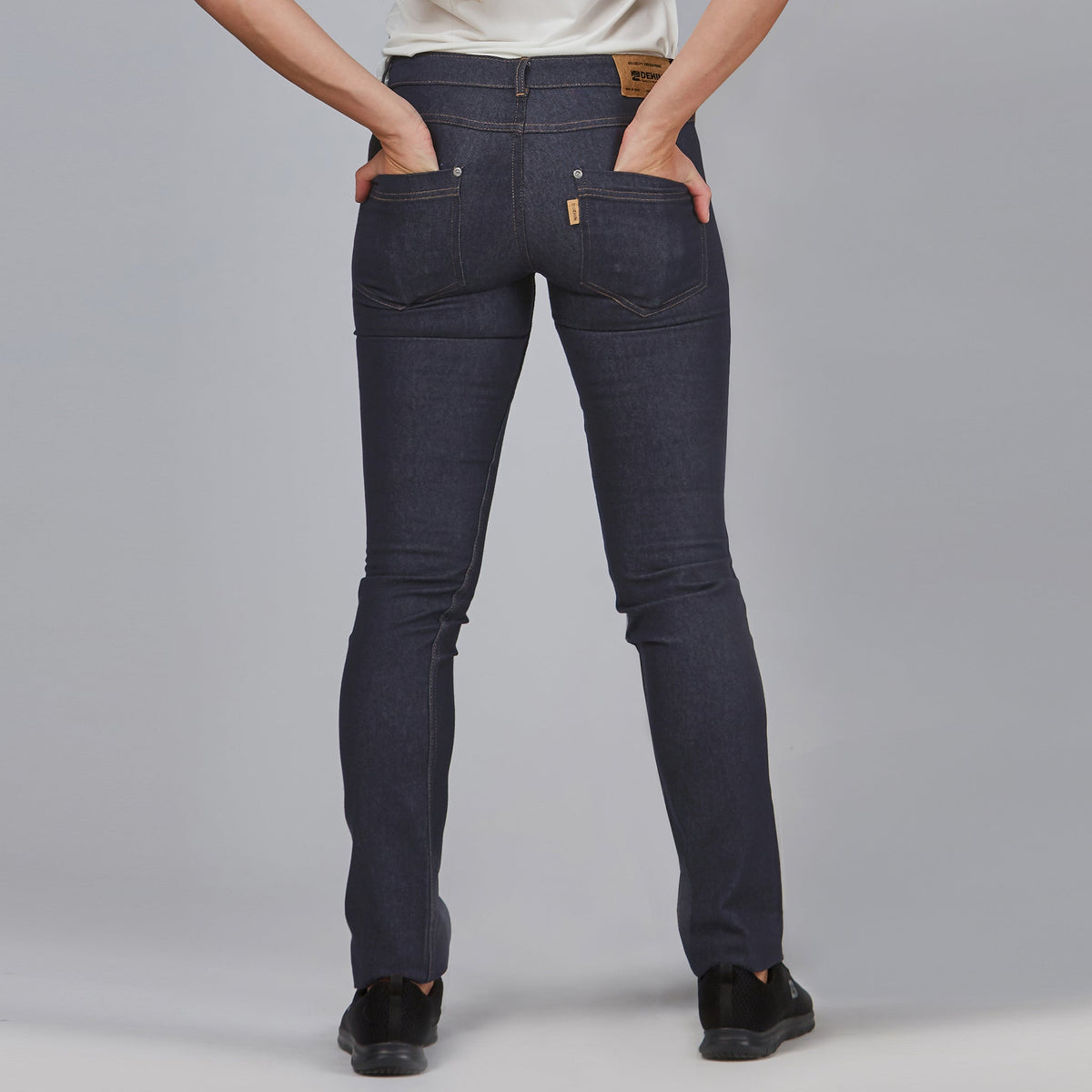 PANTALON MUJER VAQUERO TALLE MEDIO