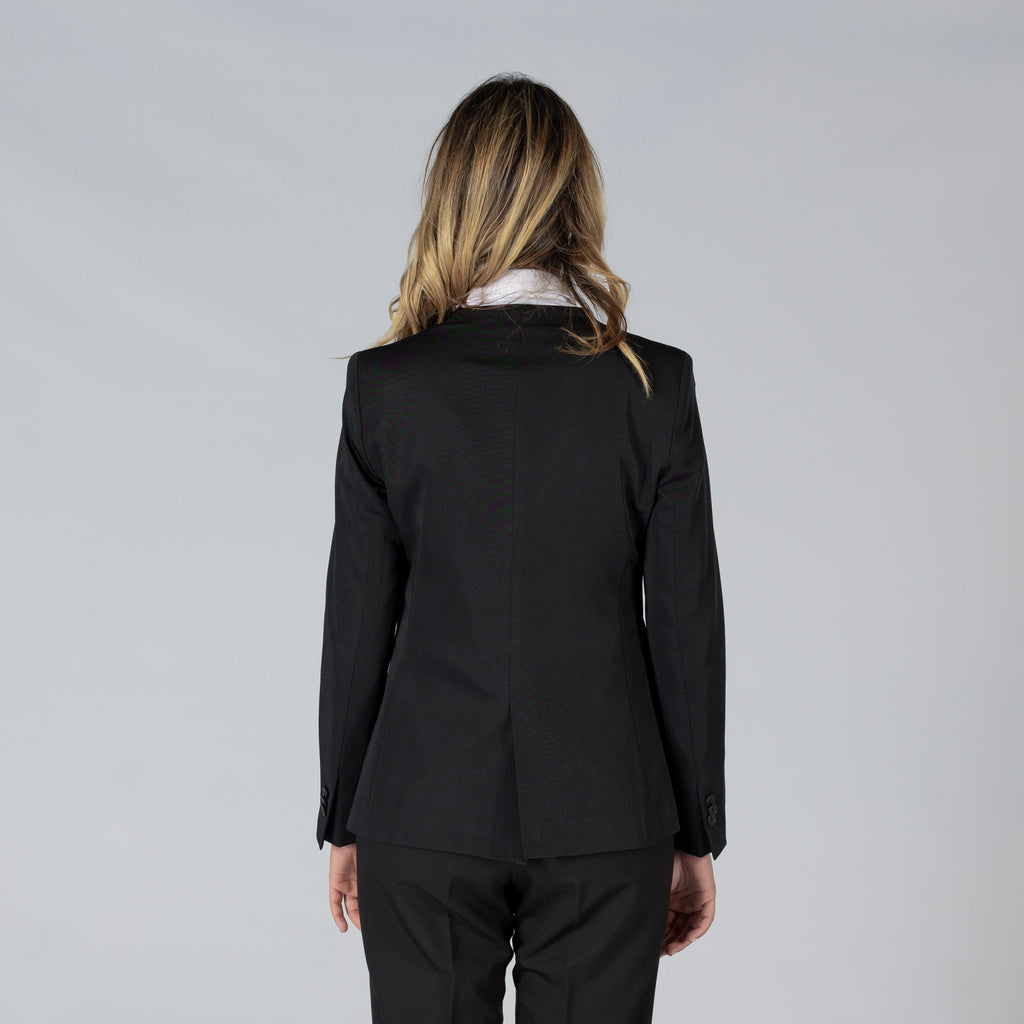 AMERICANA MUJER 1 BOTON SOLAPA INVERTIDA TRIVIAL