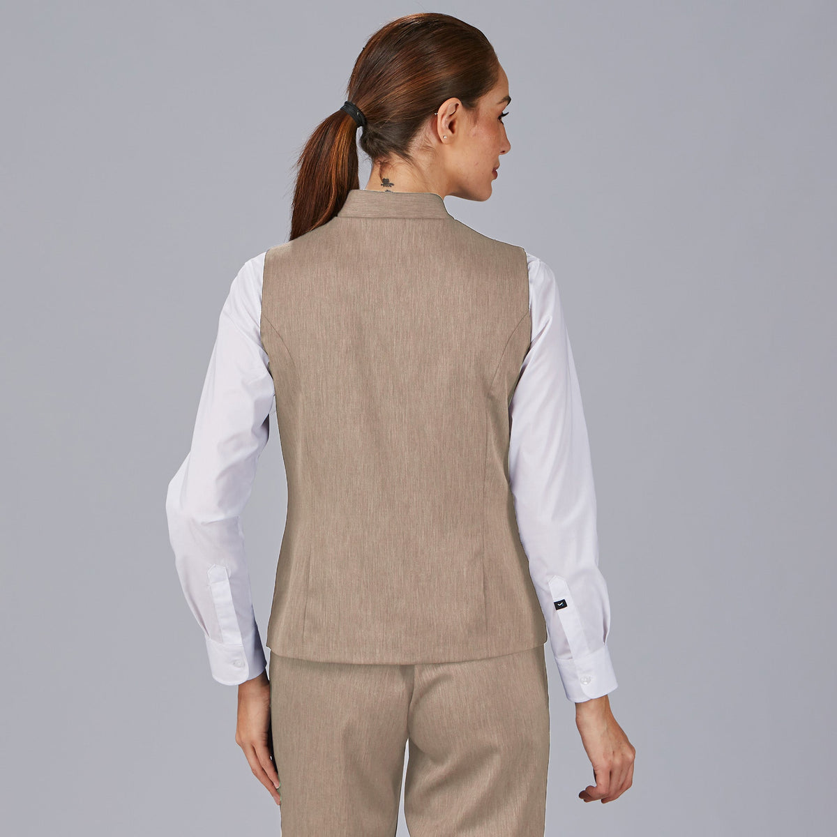 CHALECO MUJER CUELLO MAO LUJAN