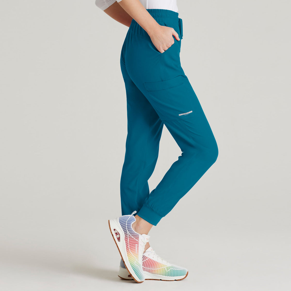 THEORY JOGGER BY BARCO